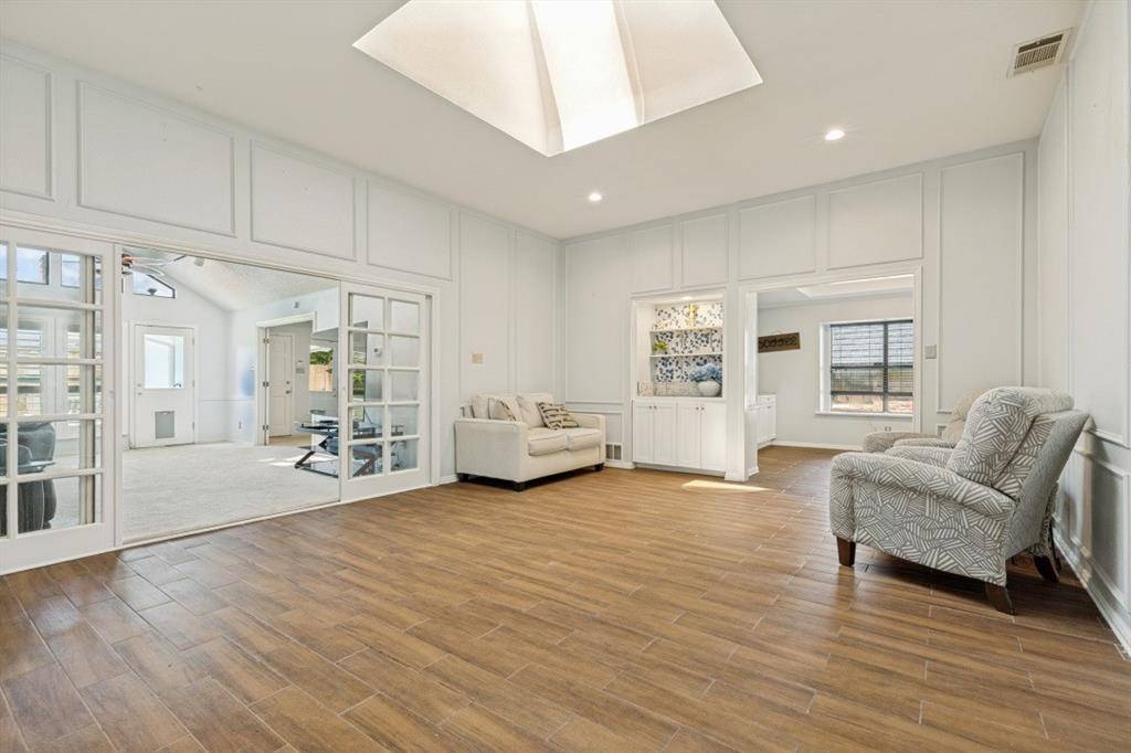1207 Magnolia Drive, Carrollton, TX 75007