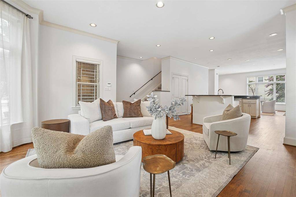 2611 Colby Street, Dallas, TX 75204