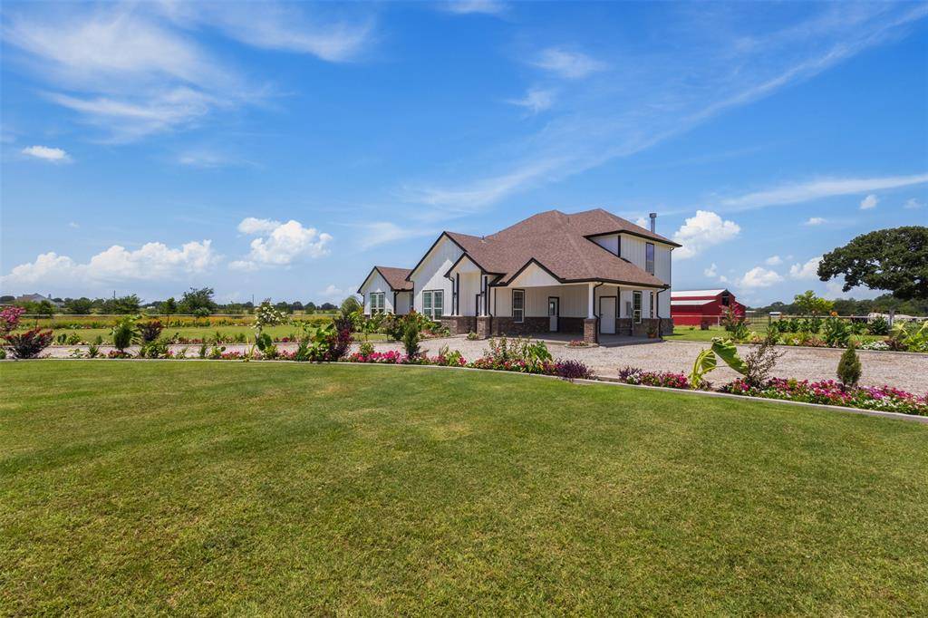 233 Private Road 7786, Wills Point, TX 75169