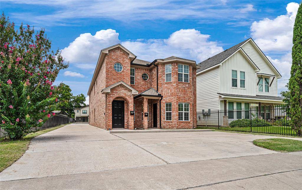 1903 S 11th Street, Waco, TX 76706