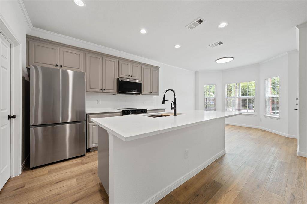 1903 S 11th Street, Waco, TX 76706
