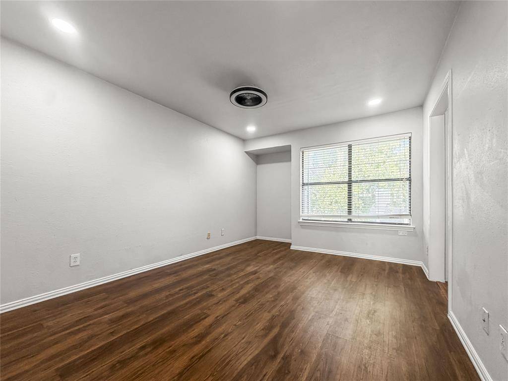 5840 Spring Valley #1104, Dallas, TX 75254