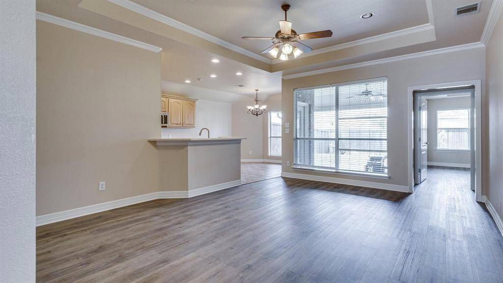 321 Blake Lane, Midlothian, TX 76065
