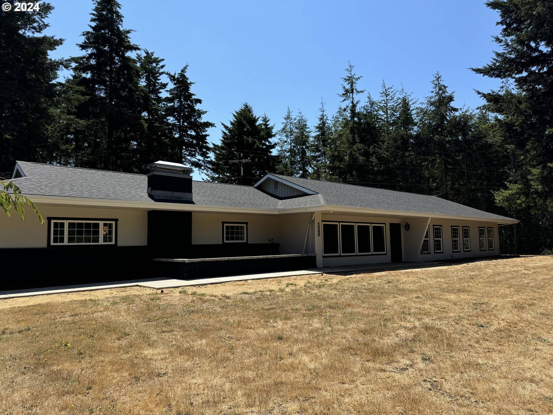 56188 PROSPER JUNCTION RD, Bandon, OR 97411