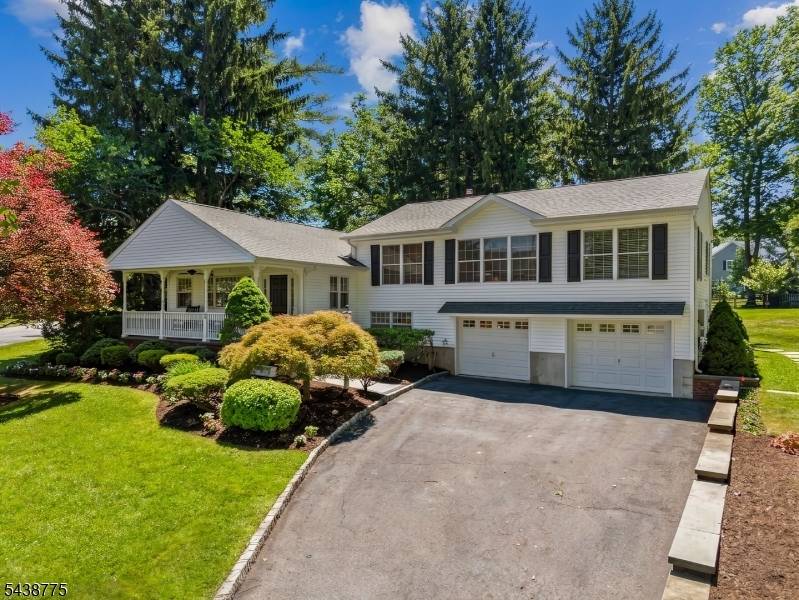20 Northern Ave, Florham Park Boro, NJ 07932