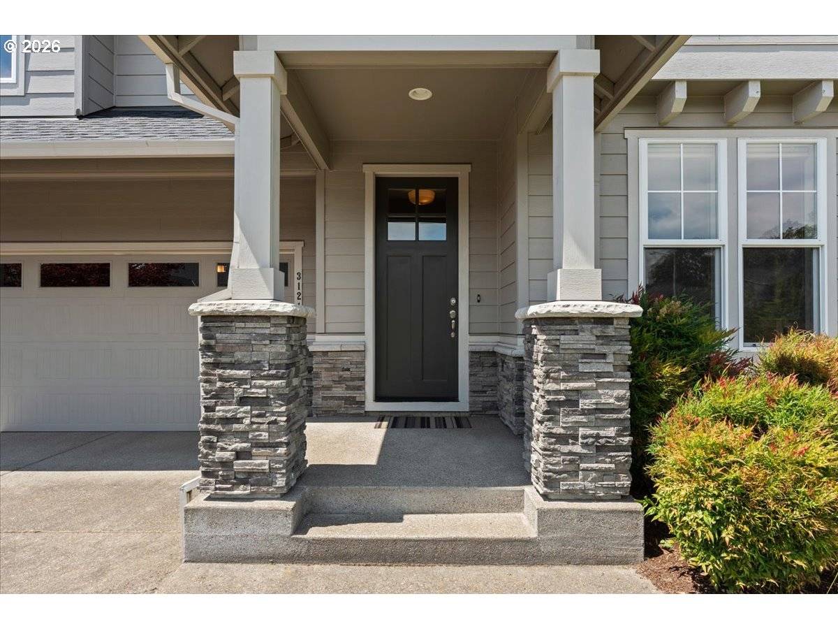 3121 SE RIESLING RD, Milwaukie, OR 97267