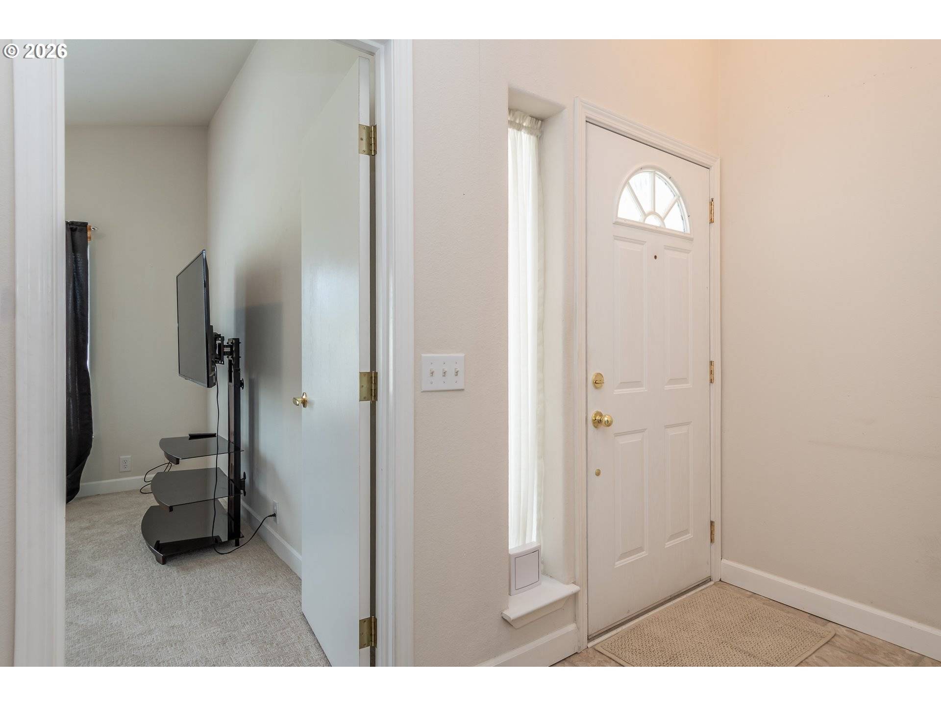 164 JACOB HALE WAY, Roseburg, OR 97471
