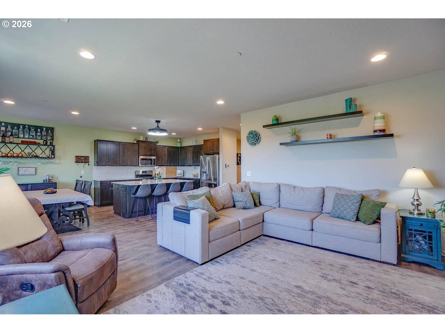 6967 N 94TH AVE, Camas, WA 98607