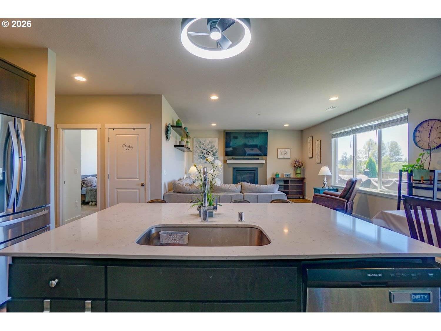 6967 N 94TH AVE, Camas, WA 98607