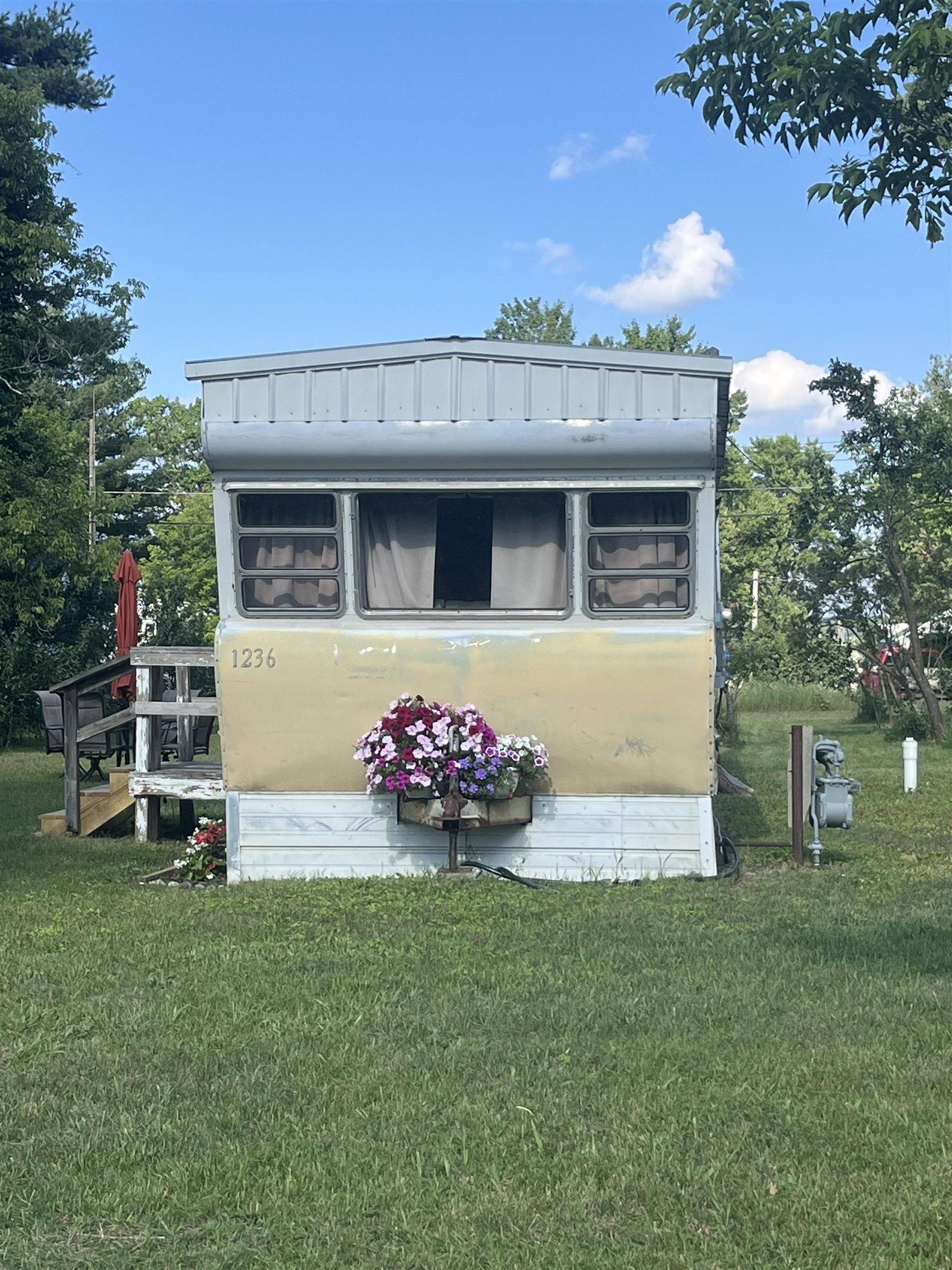 1236 Dandy, Cadillac, MI 49601