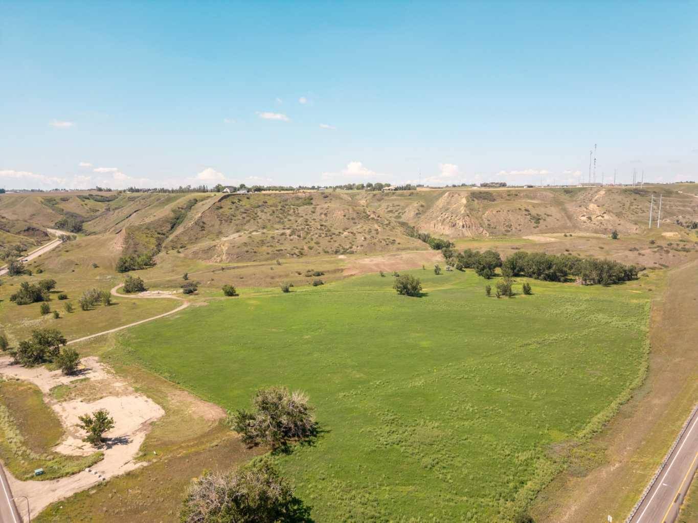 55,75,105,121,125 Bridge DR W, Lethbridge, AB T1J 4S5