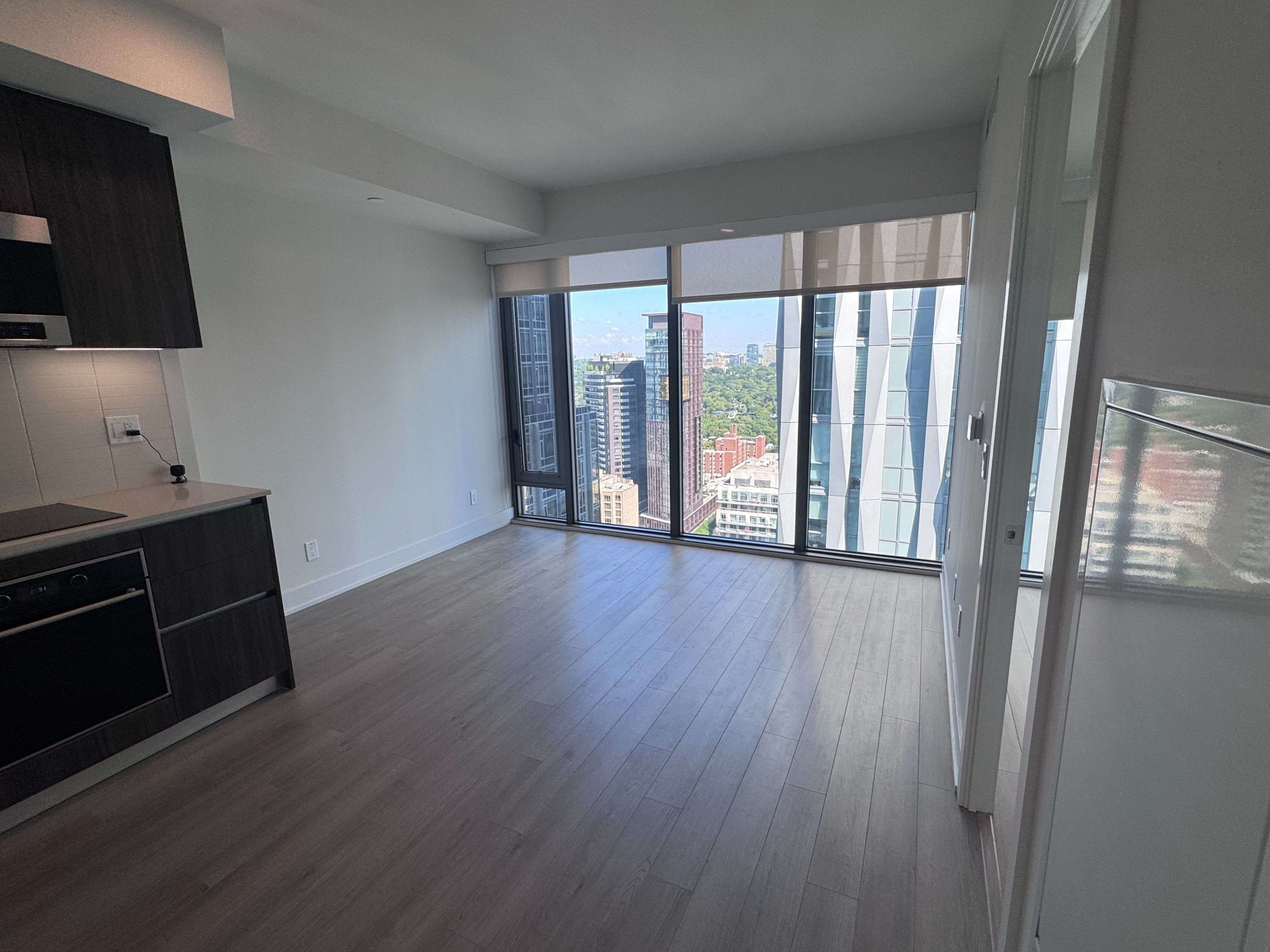 8 Cumberland ST #2801, Toronto C02, ON M4W 0B6