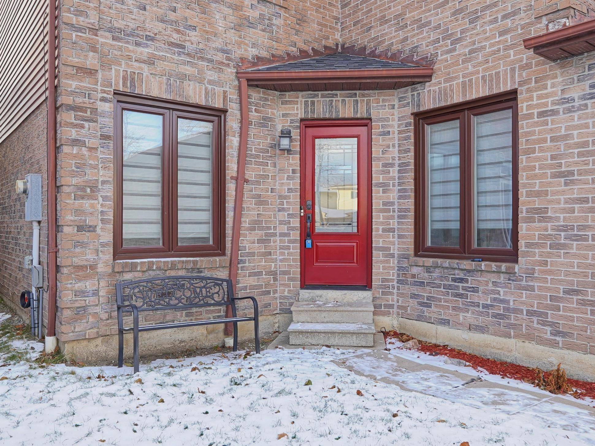52 Dobson DR, Ajax, ON L1S 5E9