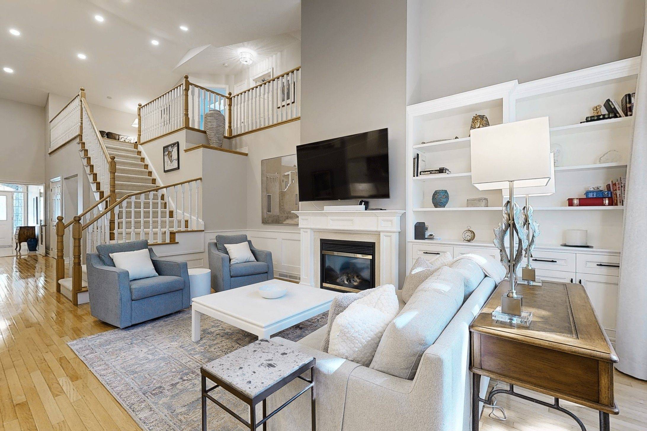 9 Arlington WAY, Markham, ON L3T 7W9