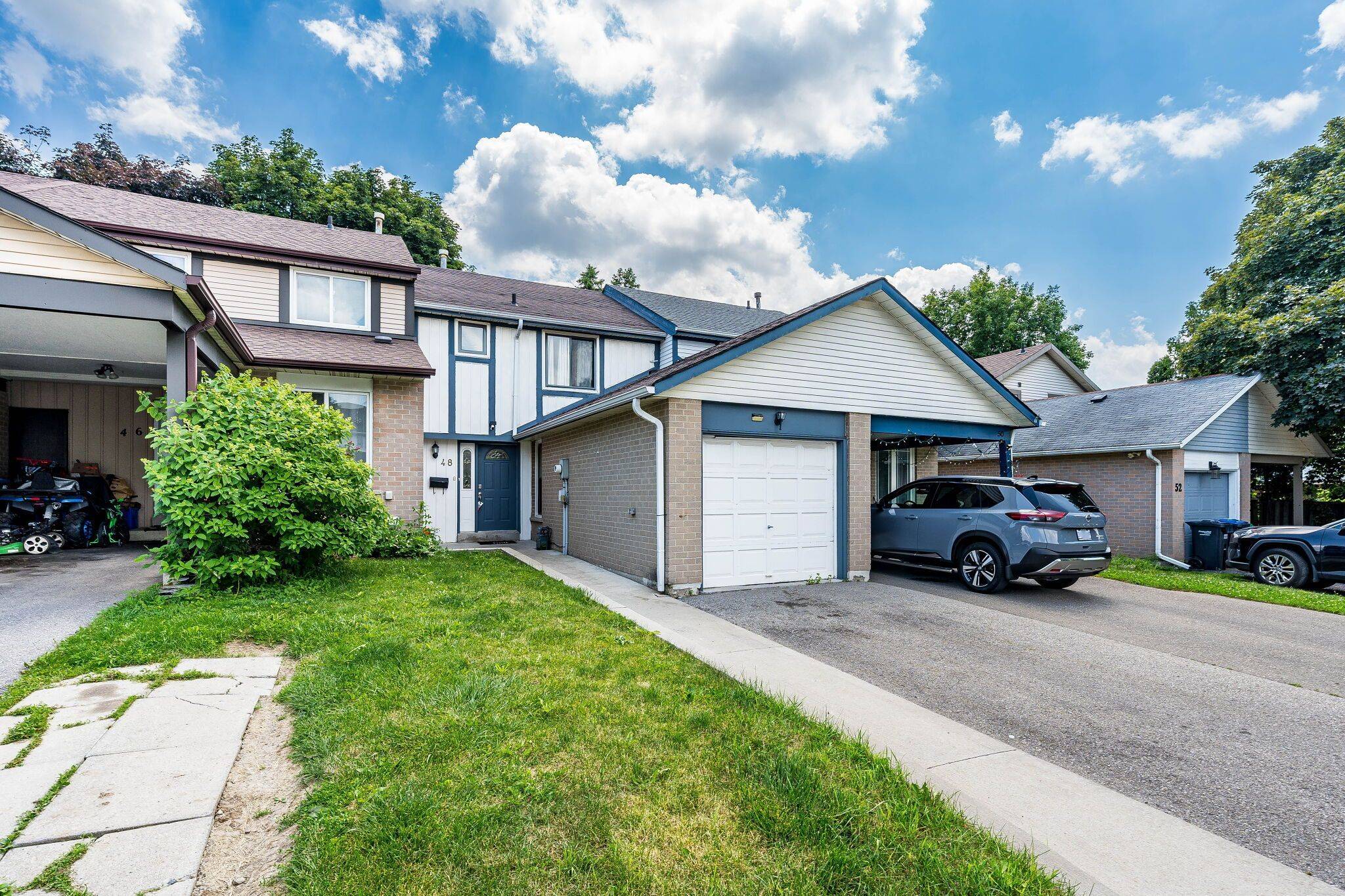 48 Thatcher CT, Brampton, ON L6Z 1C8
