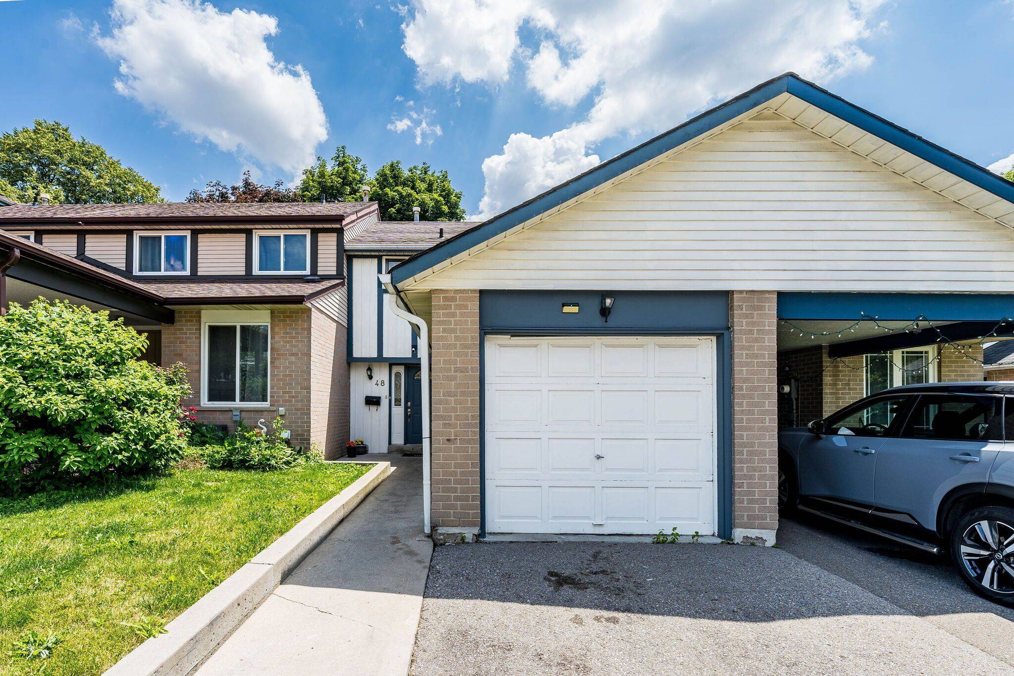 48 Thatcher CT, Brampton, ON L6Z 1C8