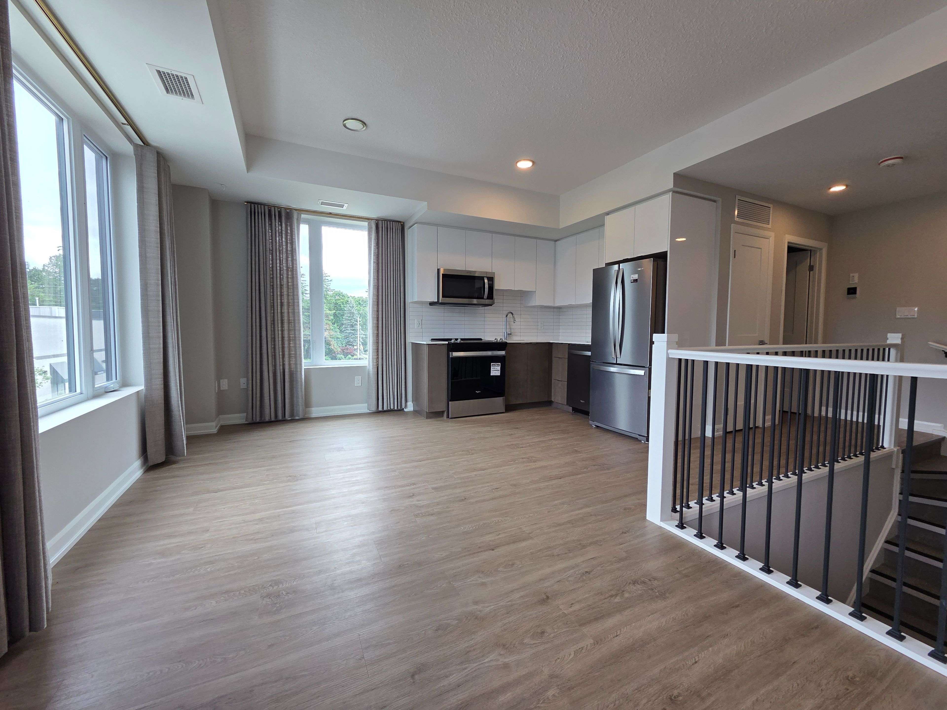 708 Woolwich ST #103, Guelph, ON N1H 3Z1