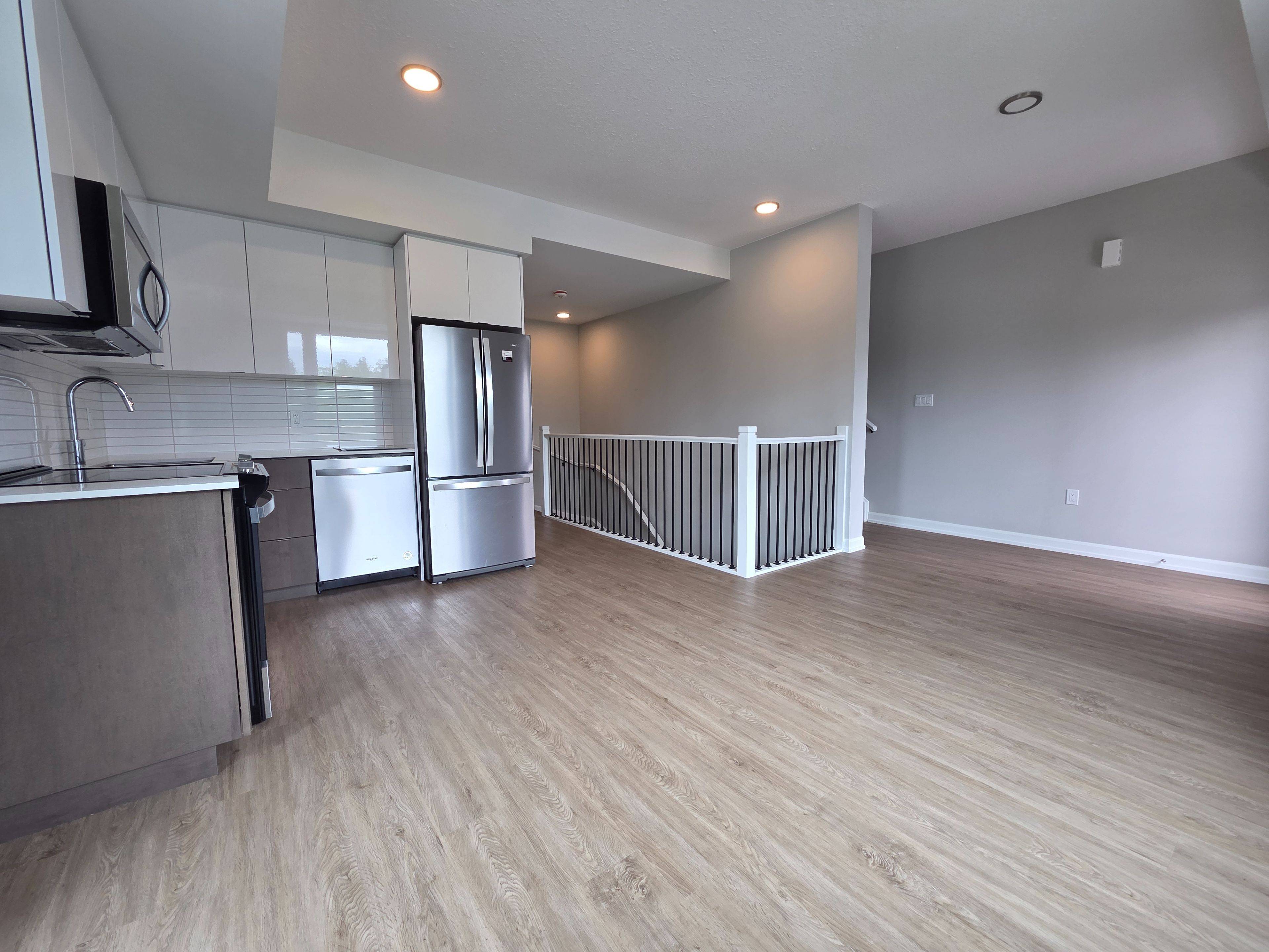 708 Woolwich ST #103, Guelph, ON N1H 3Z1