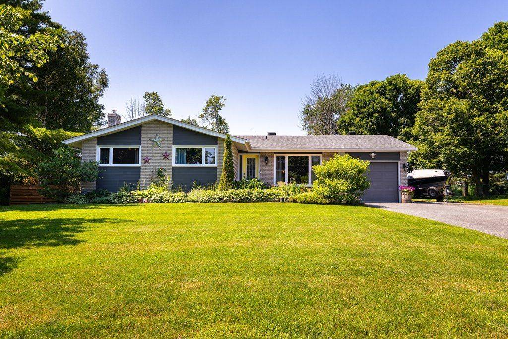 81 Front RD, Champlain, ON K0B 1K0