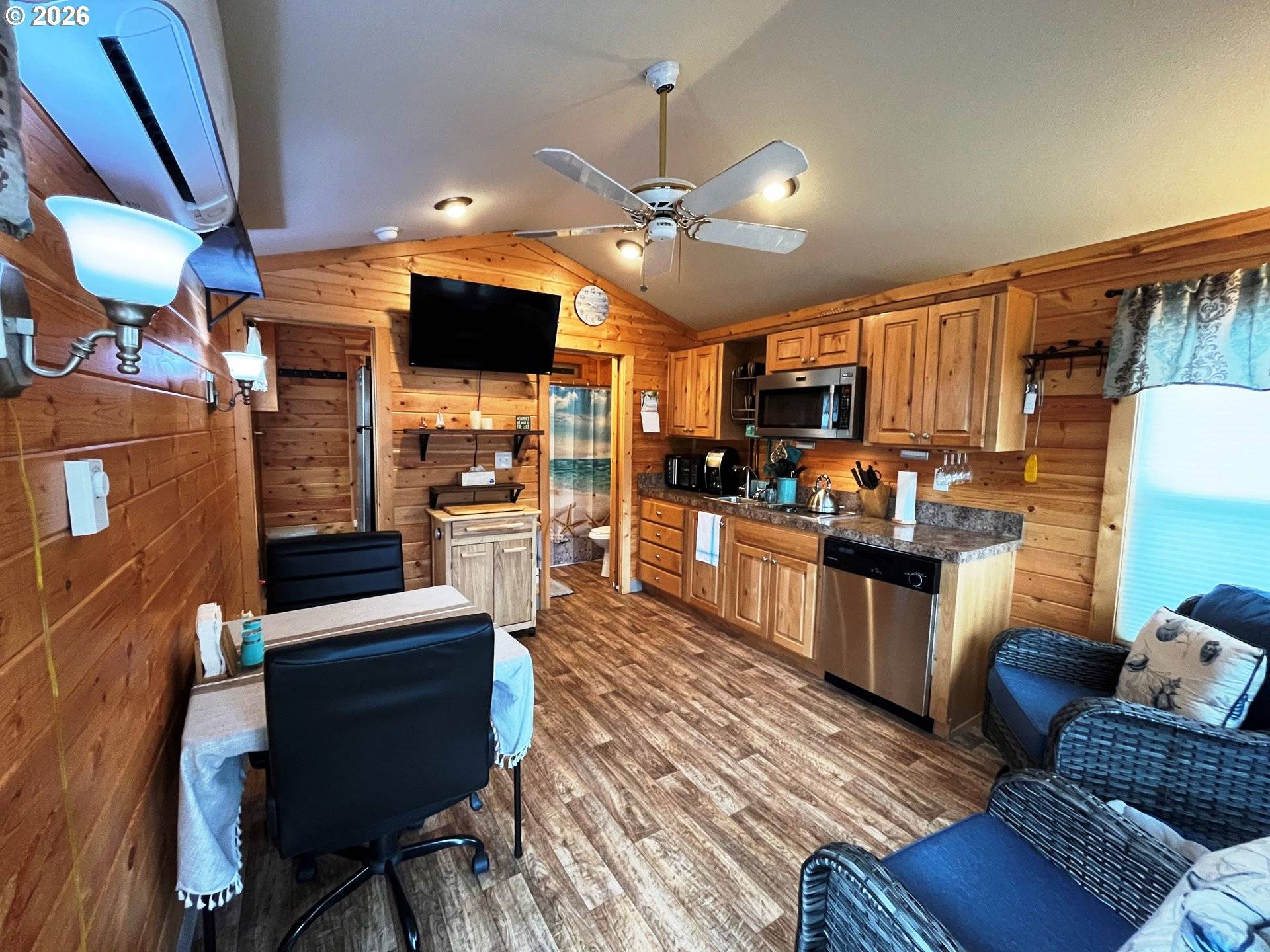 16 PINE LN, Lakeside, OR 97449