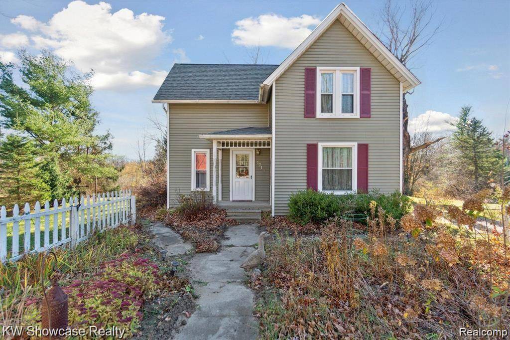 1716 E WARDLOW RD, Highland Twp, MI 48356