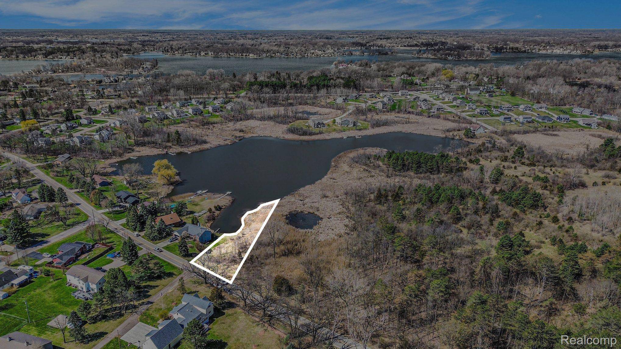 01 BUTCHER RD, Fenton Twp, MI 48430