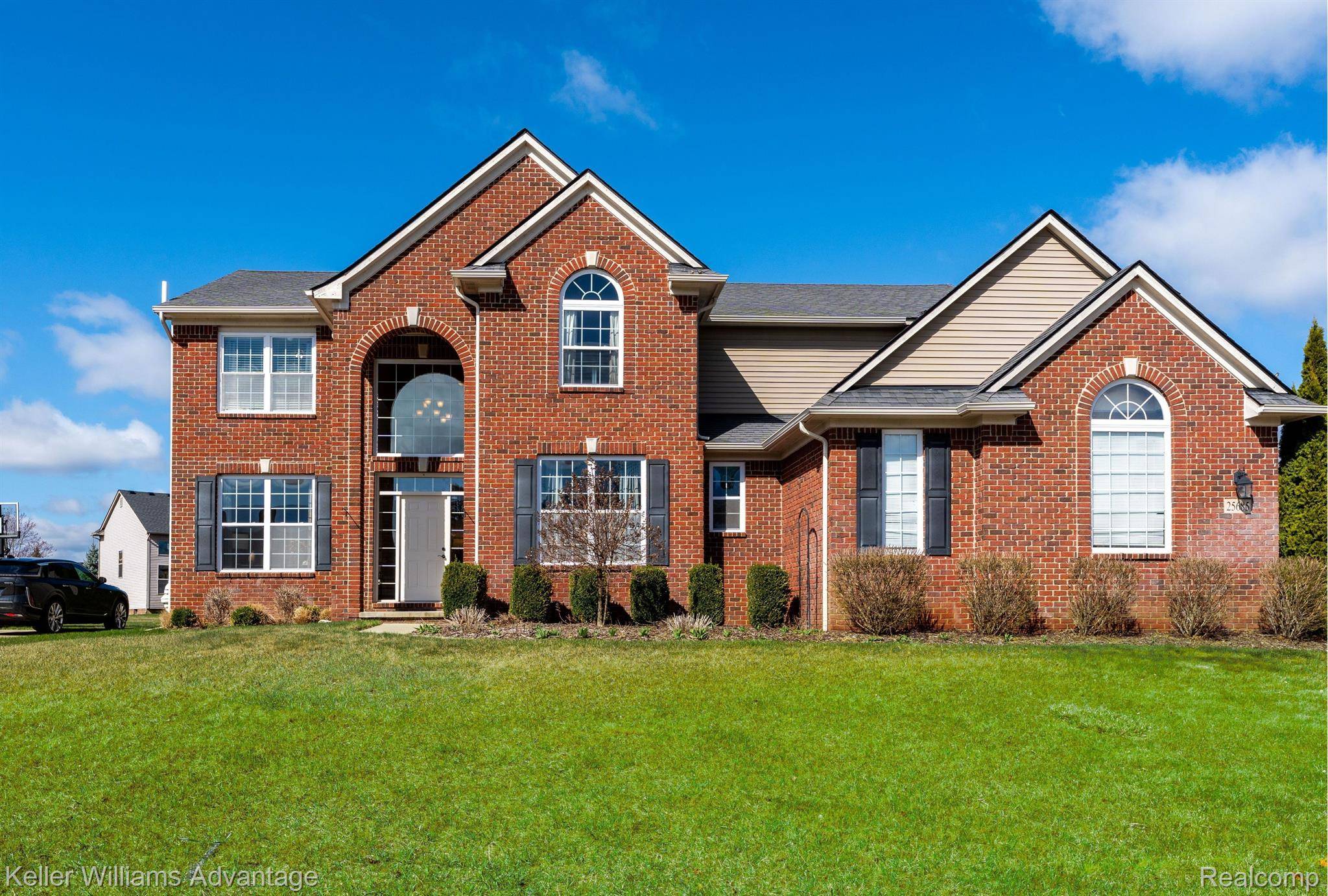 25685 Coach LN, Lyon Twp, MI 48178