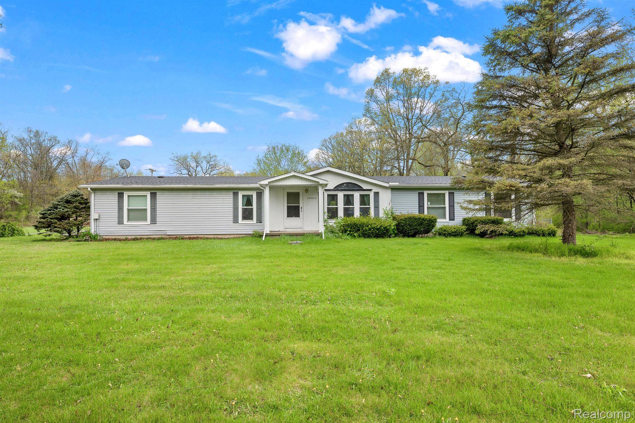 19074 SUMPTER RD, Sumpter Twp, MI 48111