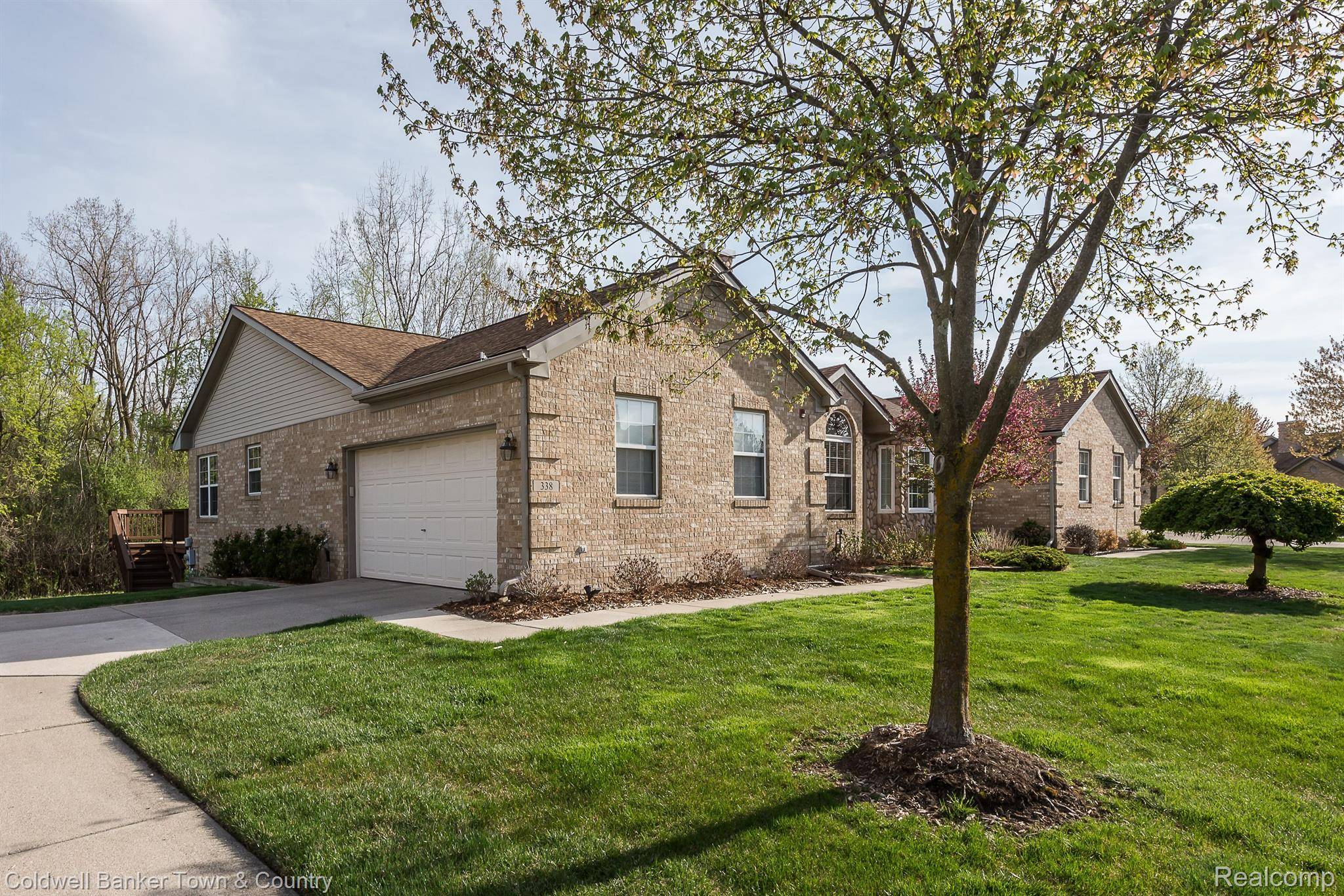 338 CHERRY HILL POINTE DR, Canton Twp, MI 48187