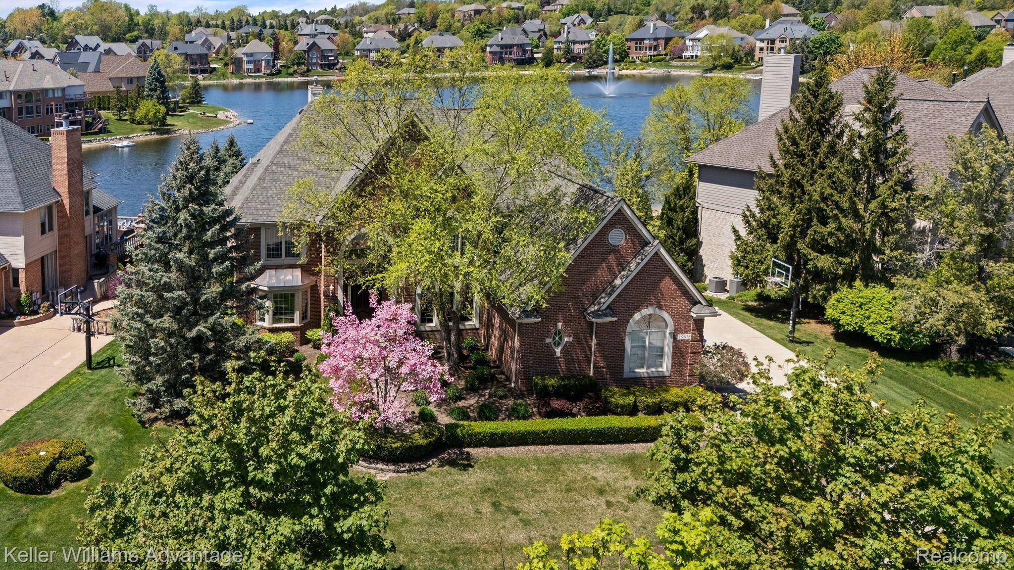 18503 Clairmont CIR E, Northville Twp, MI 48168