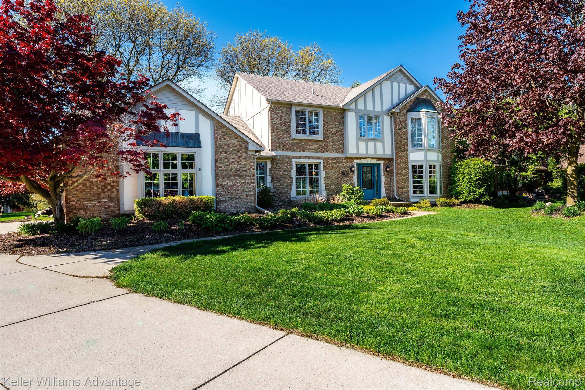 46603 Greenridge DR, Northville Twp, MI 48167