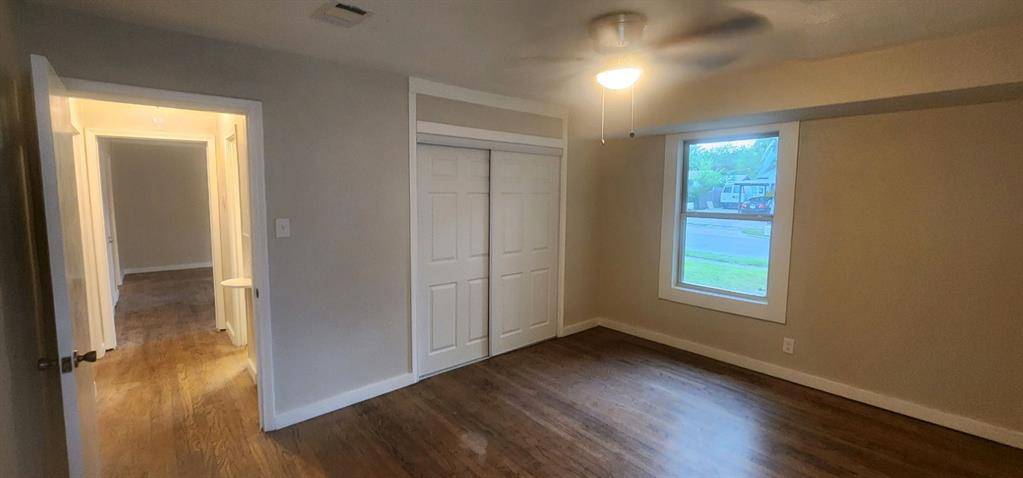 7342 Amy Street, Dallas, TX 75217