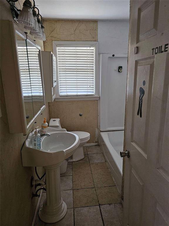 2215 Locust Street, Amarillo, TX 79109