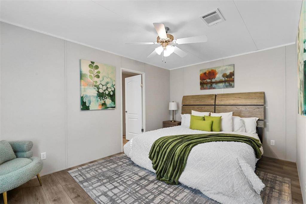 3408 Woodlake Drive, Granbury, TX 76048