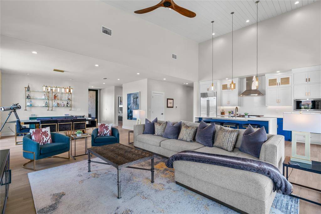 449 Emma Jean Trail, Iredell, TX 76649