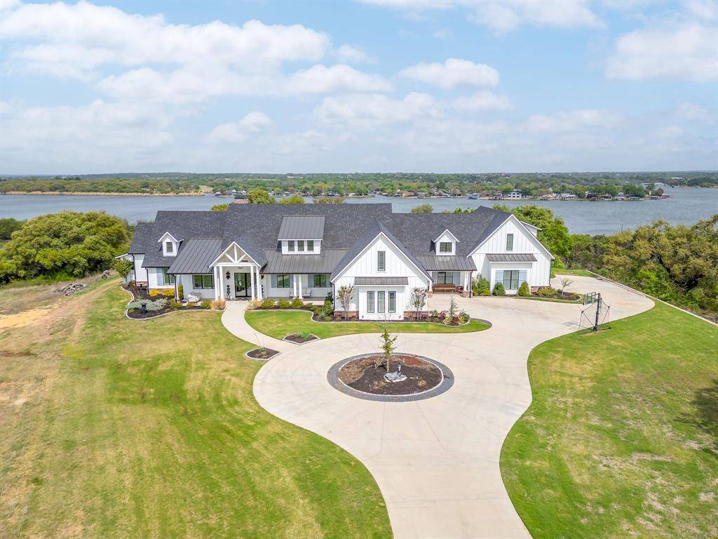 8070 Brownie Luker Blvd., Granbury, TX 76048