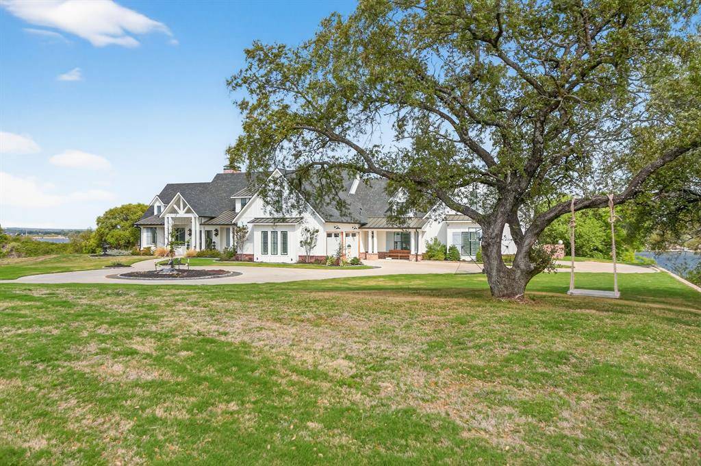 8070 Brownie Luker Blvd., Granbury, TX 76048