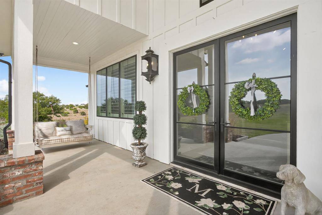 8070 Brownie Luker Blvd., Granbury, TX 76048