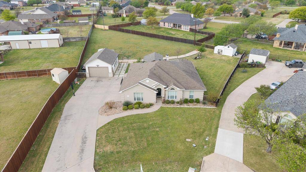 105 Meadow Glen Court, Aledo, TX 76008