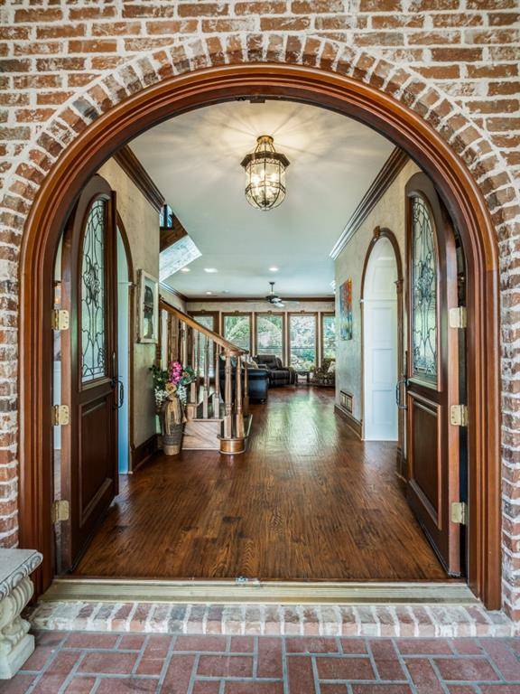 100 Bentwood Court, Denton, TX 76210