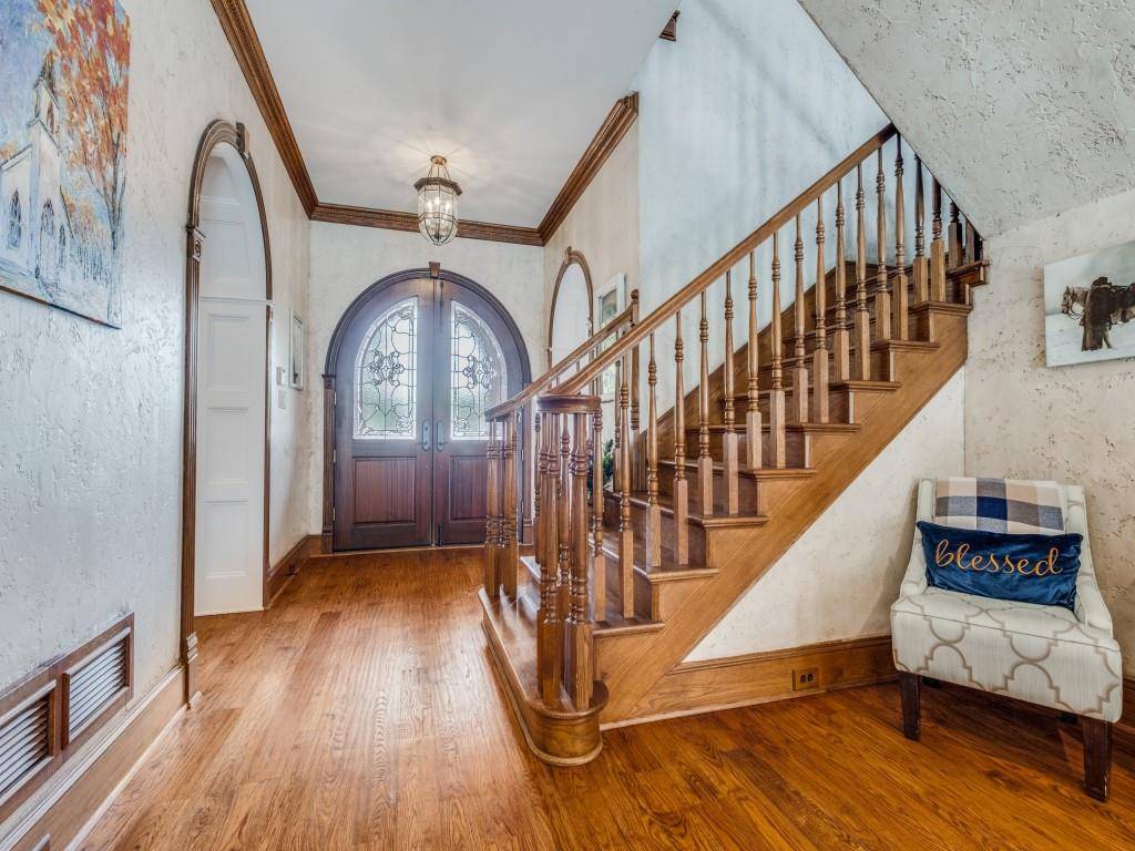 100 Bentwood Court, Denton, TX 76210
