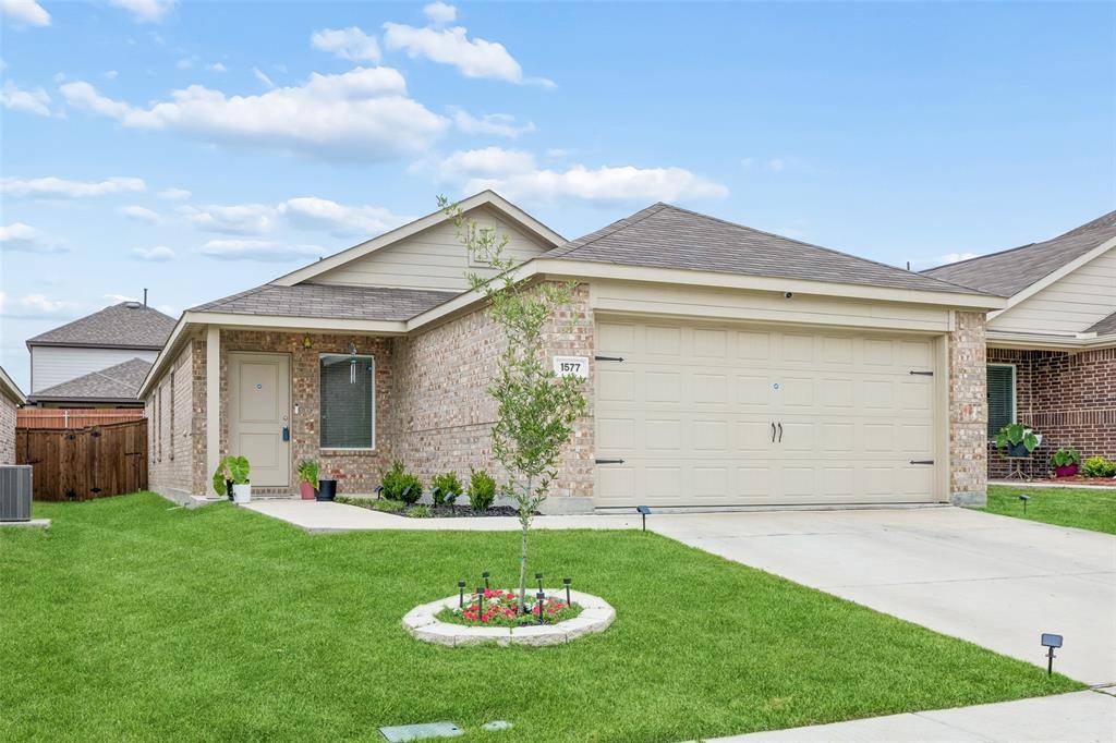 1577 Forge Pond Lane, Forney, TX 75126