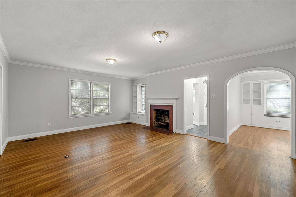 2530 Colcord Avenue, Waco, TX 76707