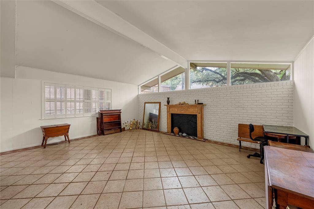 2425 Wendy Lane, Waco, TX 76710