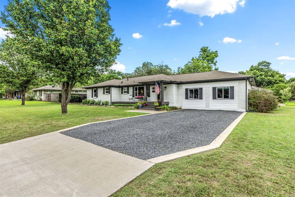 1809 Greenwood Road, Mckinney, TX 75069