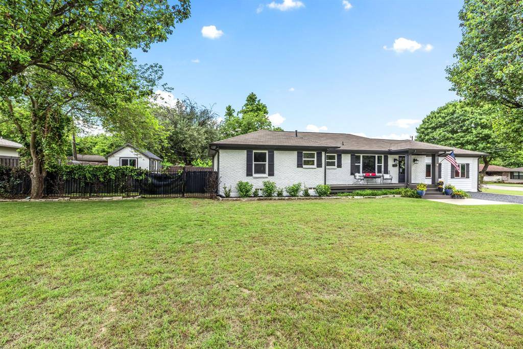 1809 Greenwood Road, Mckinney, TX 75069