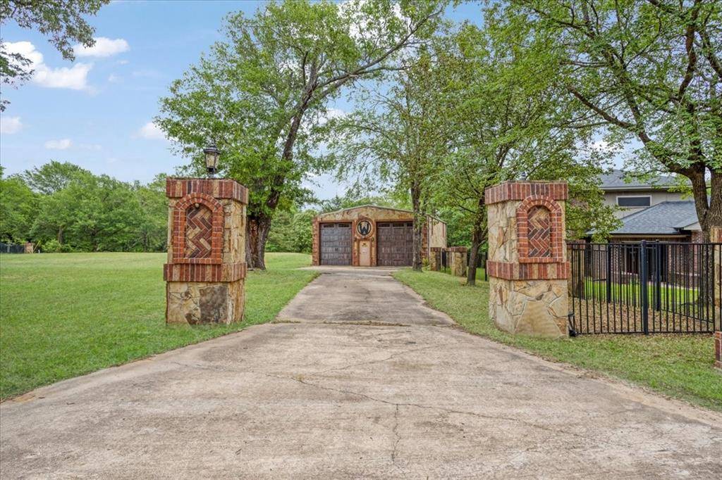 380 Timber Lakes Drive, Powderly, TX 75473