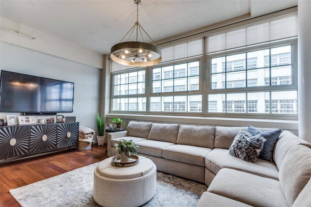 2600 W 7th Street #1413, Fort Worth, TX 76107