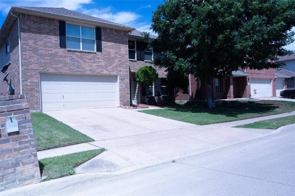 8805 Graywolf Ridge Trail, Fort Worth, TX 76244