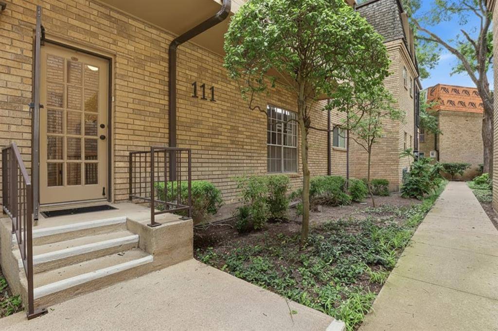 4312 Bellaire Drive S #111, Fort Worth, TX 76109